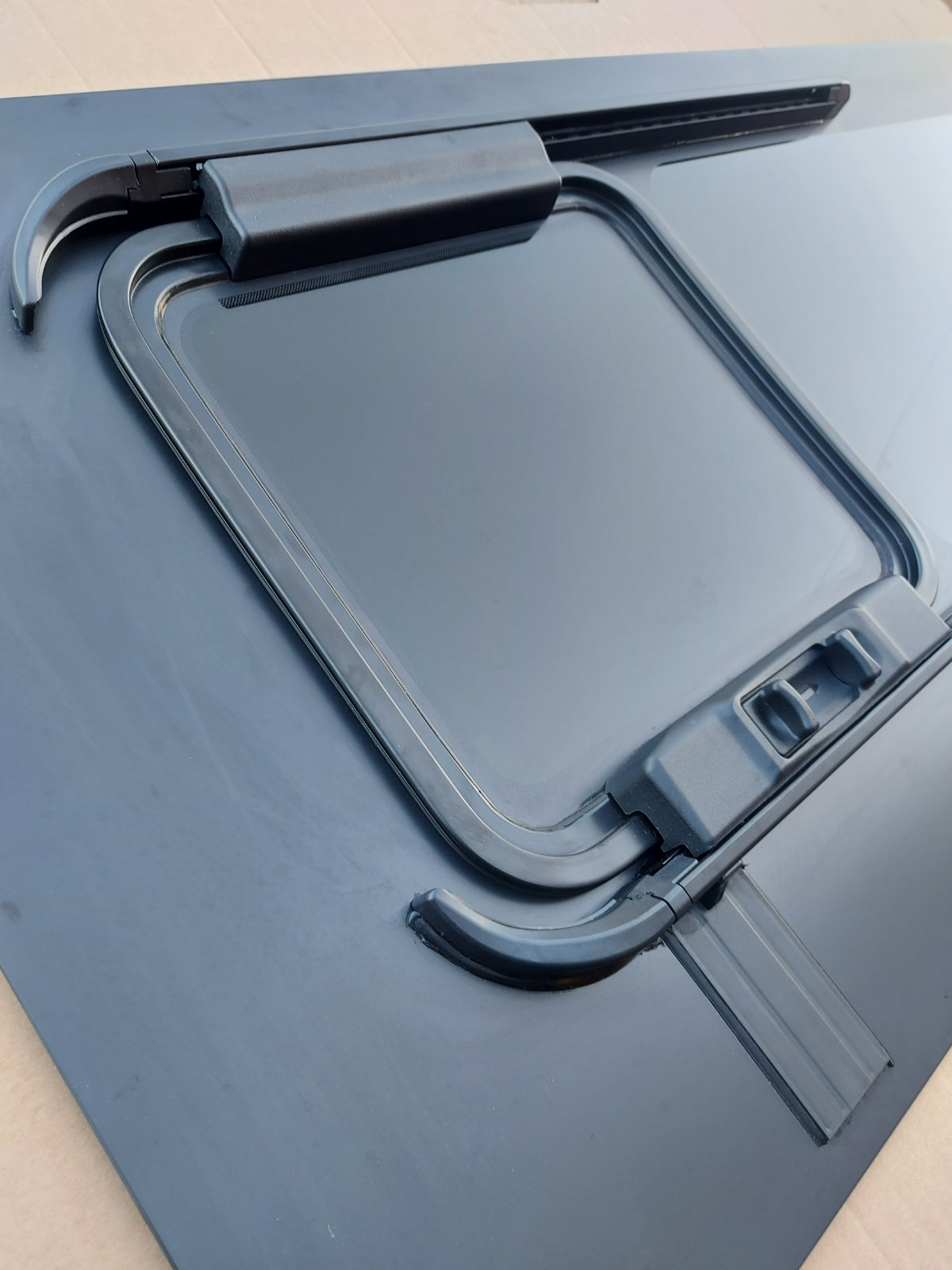 PB07-L1ML-HS-Y-P | Inbouwruit voor Citroen & Fiat & Opel & Peugeot & Ram | Camperglass