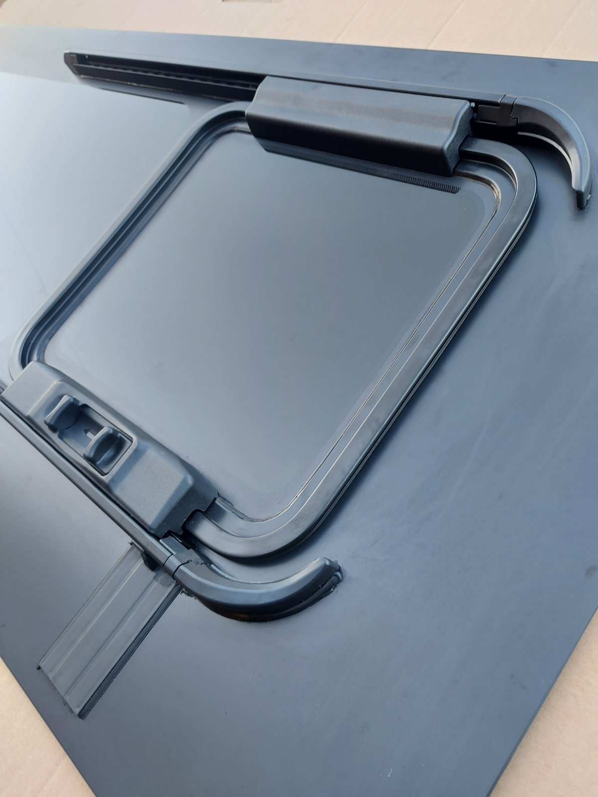 PB07-R1ML-HS-Y-P | Inbouwruit voor Citroen & Fiat & Opel & Peugeot & Ram | Camperglass